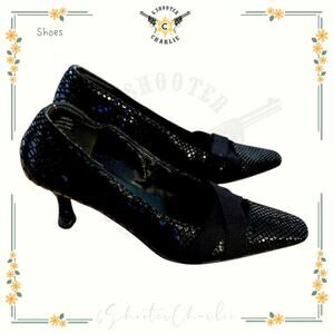 VTG J Renee Paula Black Criss Cross Crocodile Closed Toe Kitten Pumps Size 6.5